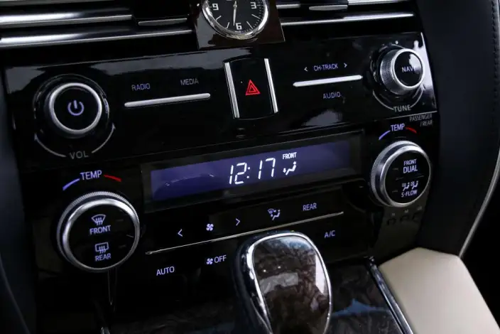 Vellfire 2021 Model Toyota Crown Hybrid 2.5L HV Premium Edition – фото 9