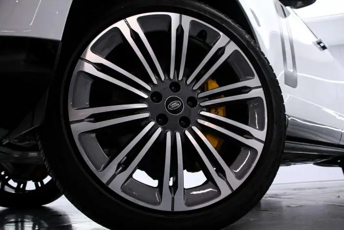 Range Rover 2023 Model Facelift 3.0 L6 400PS Shengshi Extended Edition – фото 9