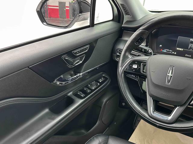 Lincoln Corsair 2022 2.0T 2WD Premium Edition – фото 20