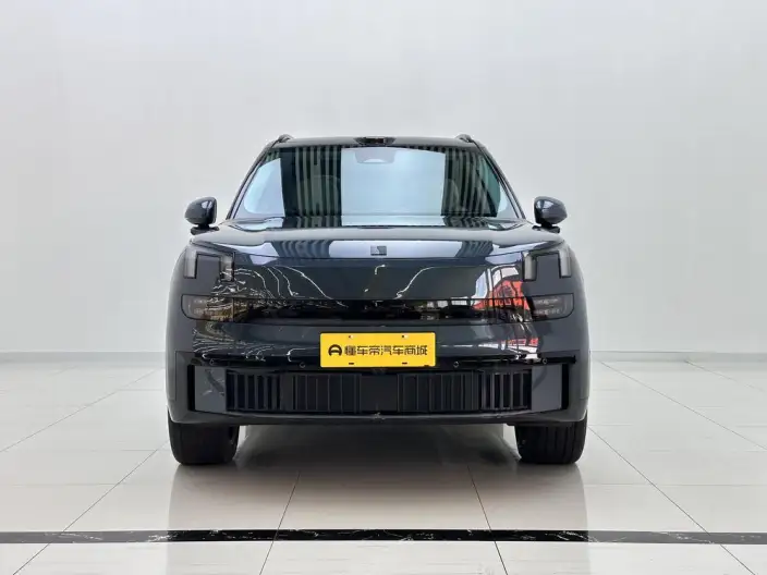 Lynk & Co 900 2025 Model 2.0T Tiggo Edition VI seat