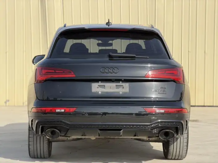 Audi Q5L 2022 Model Facelift 45T Luxury Dynamic Model – фото 5