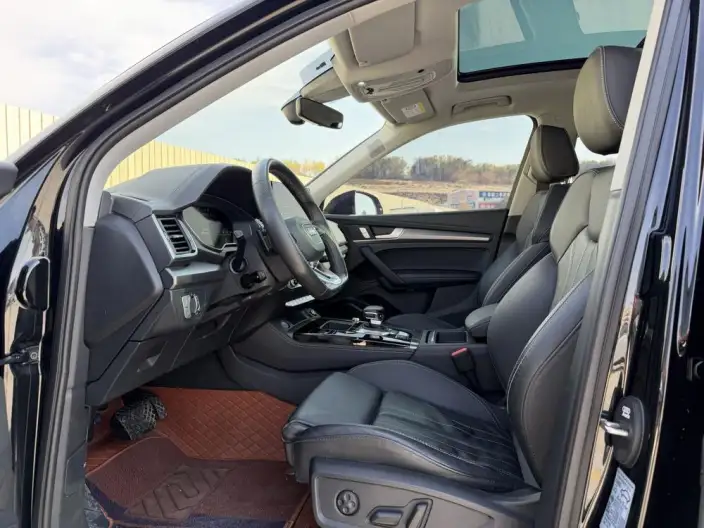 Audi Q5L 2022 Model Facelift 45T Luxury Dynamic Model – фото 8