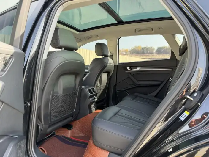 Audi Q5L 2022 Model Facelift 45T Luxury Dynamic Model – фото 9