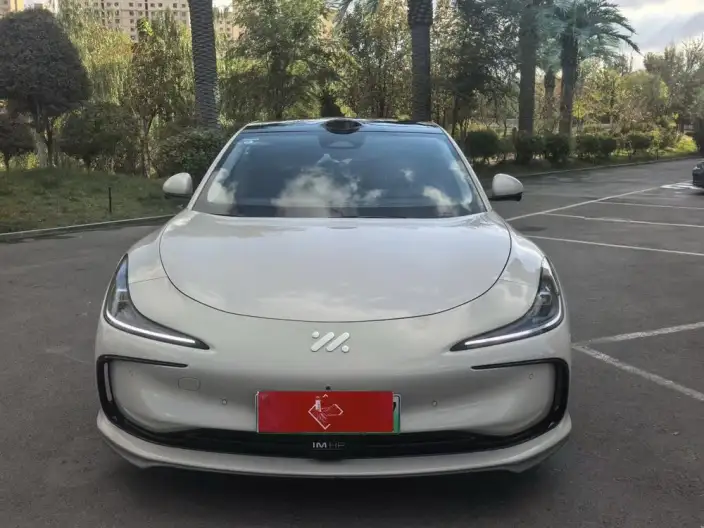 IM L6 2024 Model Max Standard Edition 75kWh – фото 2