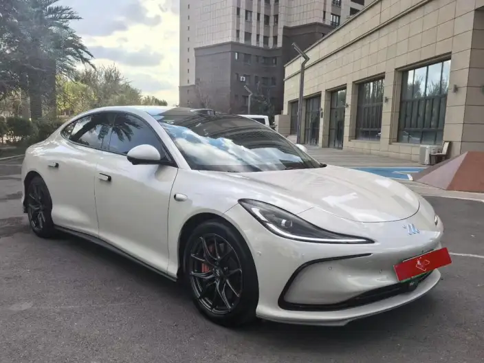 IM L6 2024 Model Max Standard Edition 75kWh – фото 3