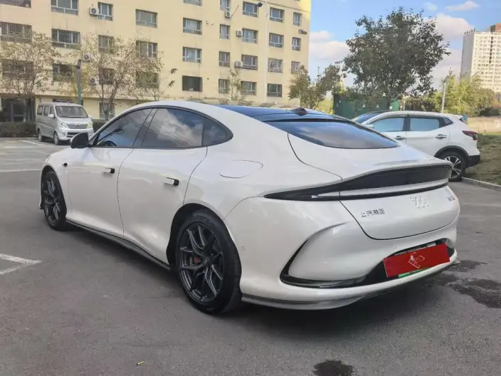 IM L6 2024 Model Max Standard Edition 75kWh – фото 4