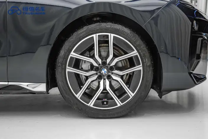 BMW 7 Series 2023 Model 735Li Luxury Set – фото 9