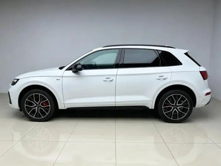 Audi Q5L 2024 Model 45TFSI Luxury Dynamic Model – фото 4