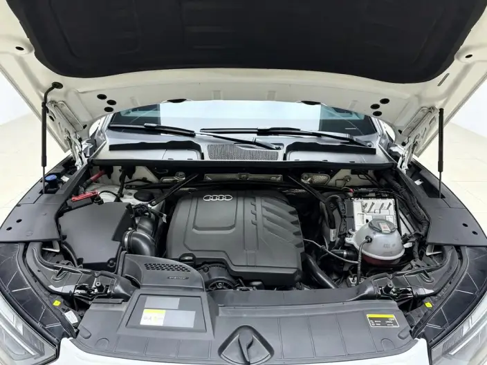 Audi Q5L 2024 Model 45TFSI Luxury Dynamic Model – фото 10