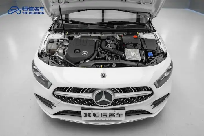 Mercedes-Benz A-class 2022 Model Facelift A 200 L Sports sedan Dynamic Edition – фото 8