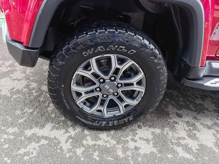 BAIC BJ40 2023 Model 2.0T Automatic 4WD City Hunter Edition Supreme Model – фото 5