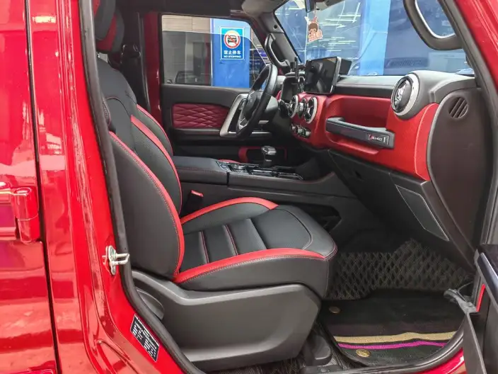 BAIC BJ40 2023 Model 2.0T Automatic 4WD City Hunter Edition Supreme Model – фото 6