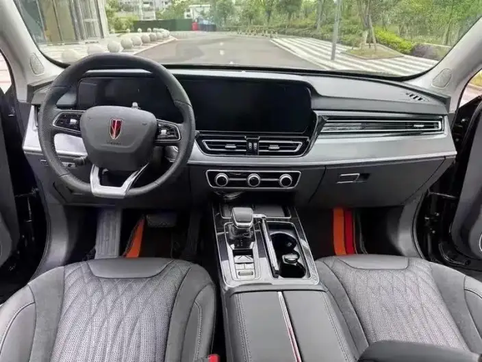 Hongqi HS5 2023 Model 2.0T Flag Xiang Pro Edition – фото 7