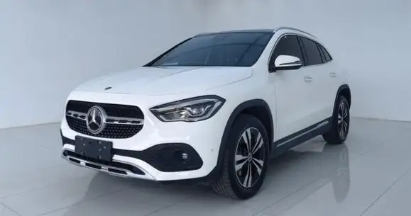 Mercedes-Benz GLA 2023 Model GLA 220 – фото 1