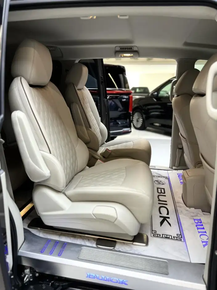 Buick GL8 2023 Model Business class 2.0T Comfort Model – фото 9