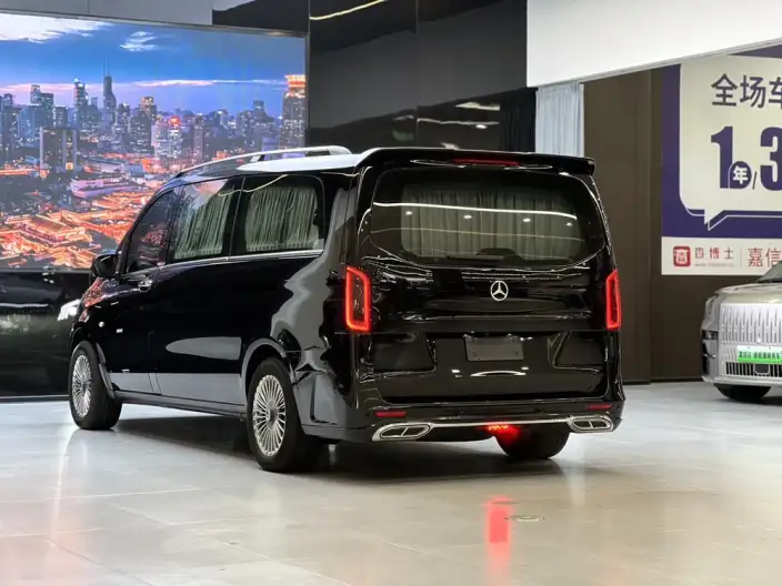 Viano 2021 Model 2.0T Elite Edition 7 seat – фото 4