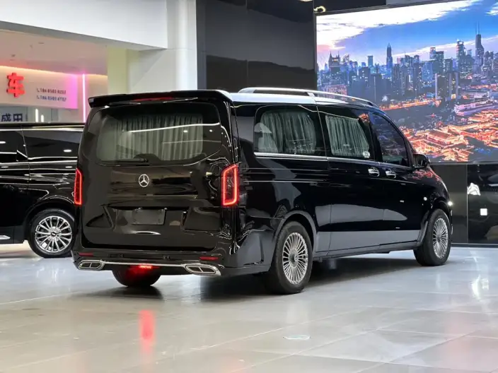 Viano 2021 Model 2.0T Elite Edition 7 seat – фото 6