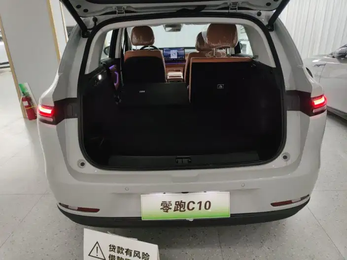 Leapmotor C10 2026 Model EV Edition 605 Yuexiang Edition – фото 9