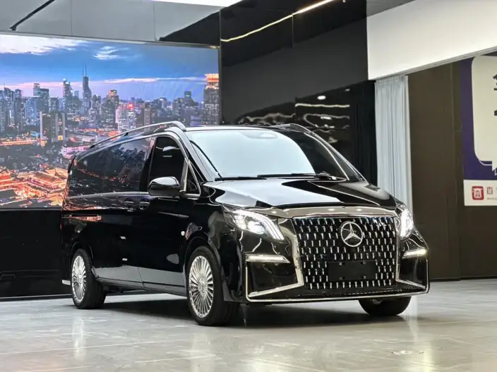 Viano 2024 Model 2.0T Elite Edition 7 seat – фото 3