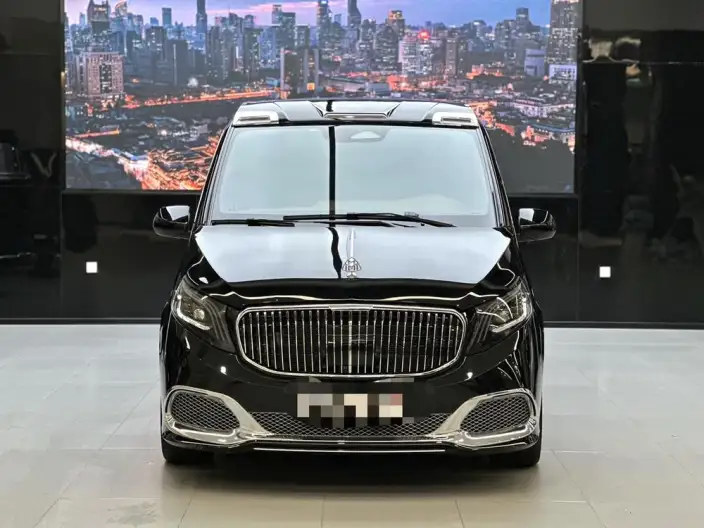 Viano 2024 Model 2.0T Elite Edition 7 seat – фото 2