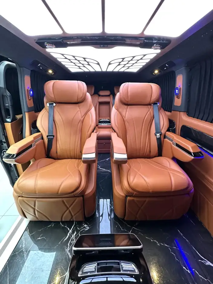 Viano 2024 Model 2.0T Elite Edition 7 seat – фото 7