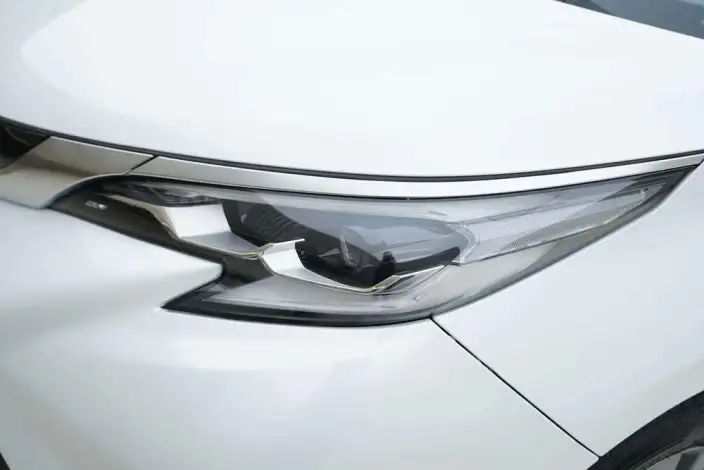 Toyota Sienna 2021 Model 2.5L Hybrid Deluxe Edition – фото 6