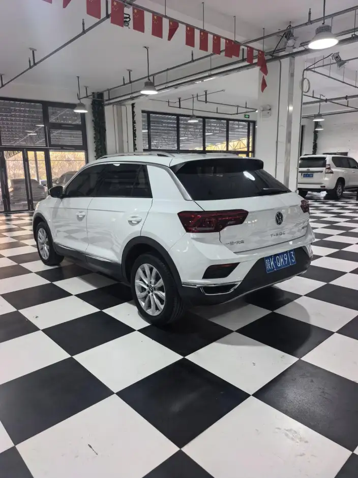 Volkswagen T-Roc 2022 Model 280TSI DSG 2WD Elite PLUS – фото 5