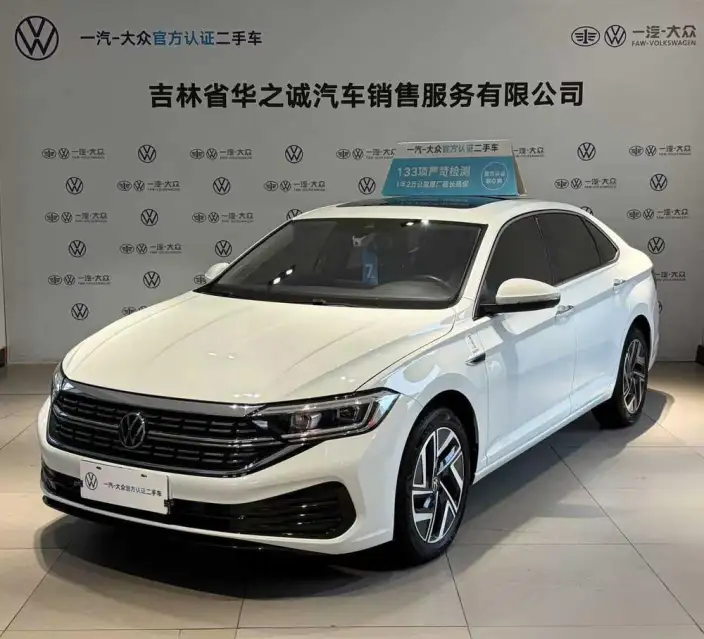 Volkswagen Sagitar 2023 Model 300TSI DSG Beyond Edition – фото 1