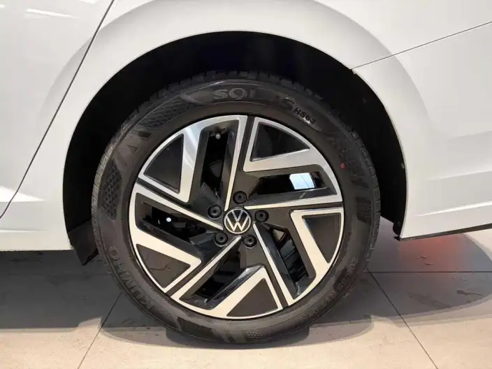 Volkswagen Sagitar 2023 Model 300TSI DSG Beyond Edition – фото 6