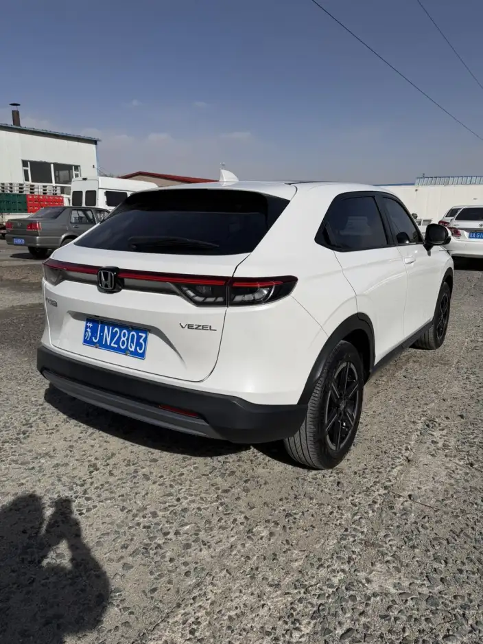 Honda Vezel 2023 Model 1.5L CVT Technology Edition – фото 6