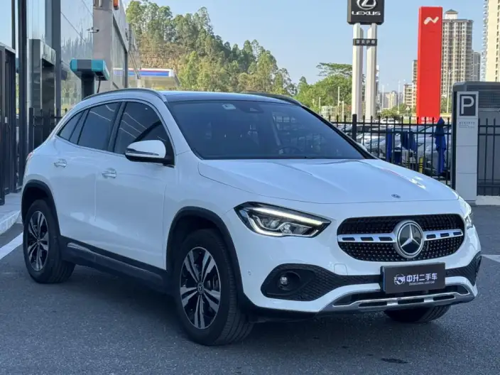 Mercedes-Benz GLA 2022 Model GLA 200 – фото 3