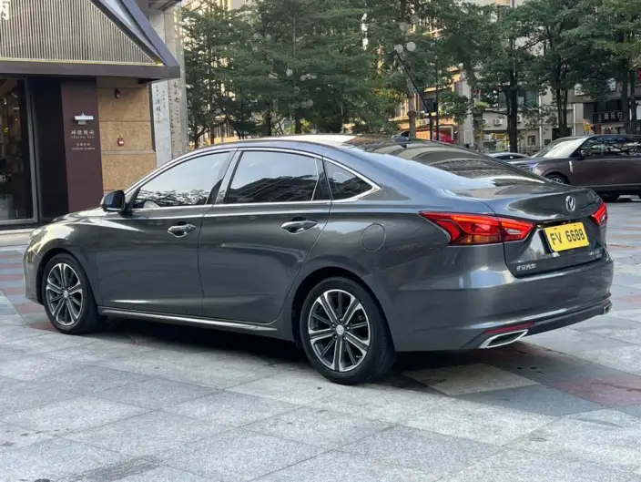Changan Ruicheng CC 2022 Model Blue Whale Edition 1.5T DCT Noble Model – фото 5