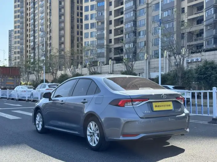 Toyota Corolla 2023 Model Intelligent Hybrid 1.8L E-CVT Elite Edition – фото 4