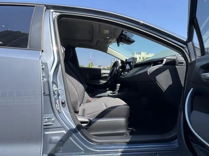 Toyota Corolla 2023 Model Intelligent Hybrid 1.8L E-CVT Elite Edition – фото 9
