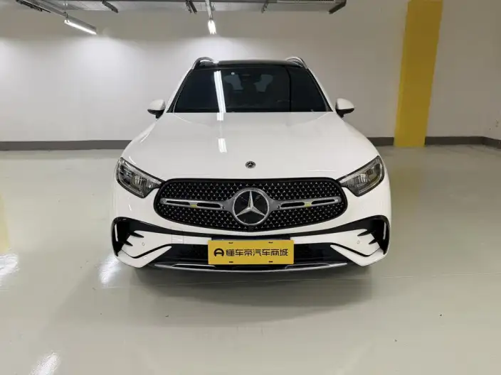 Mercedes-Benz GLC 2024 Model GLC 260 L 4MATIC Luxury Model 5 seat – фото 2
