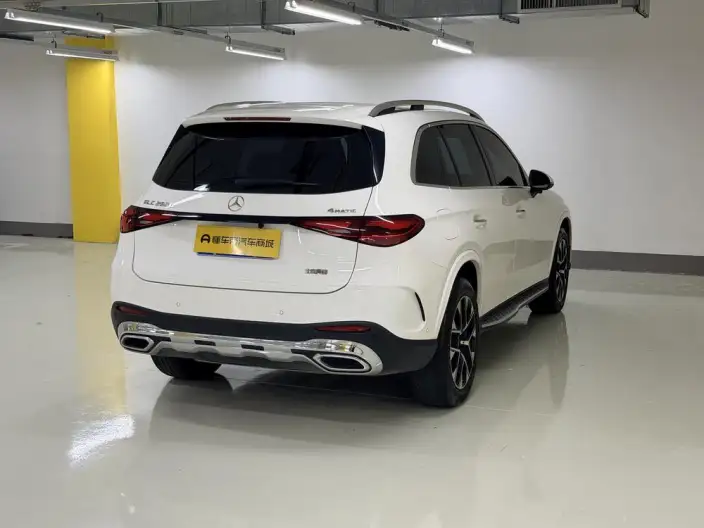 Mercedes-Benz GLC 2024 Model GLC 260 L 4MATIC Luxury Model 5 seat – фото 7