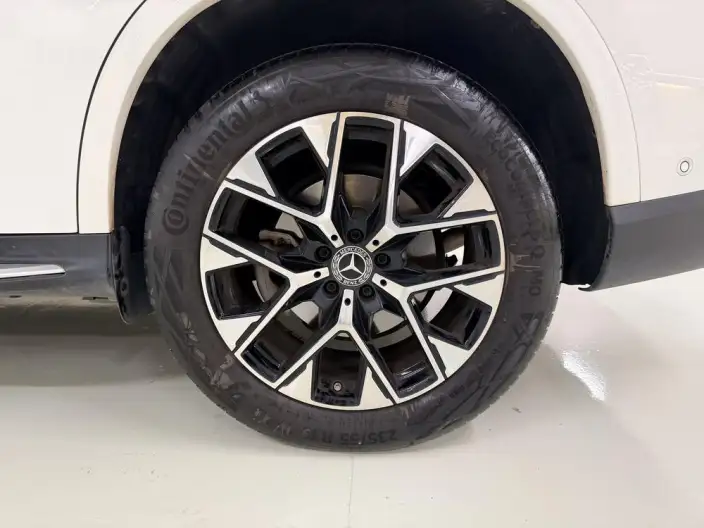 Mercedes-Benz GLC 2024 Model GLC 260 L 4MATIC Luxury Model 5 seat – фото 9