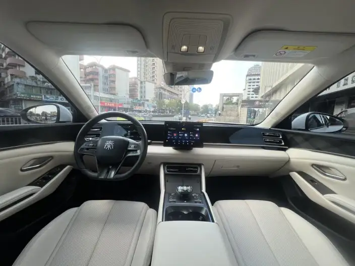QinL DM 2024 Model DM-i 80KM Leading Model – фото 7
