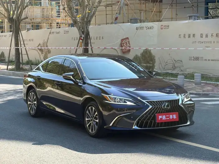 Lexus ES 2022 Model 200 Superior Edition – фото 3