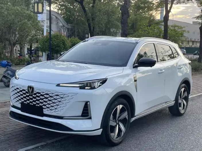 Changan CS55 PLUS 2024 Model Third generation 1.5T DCT Noble Model – фото 1