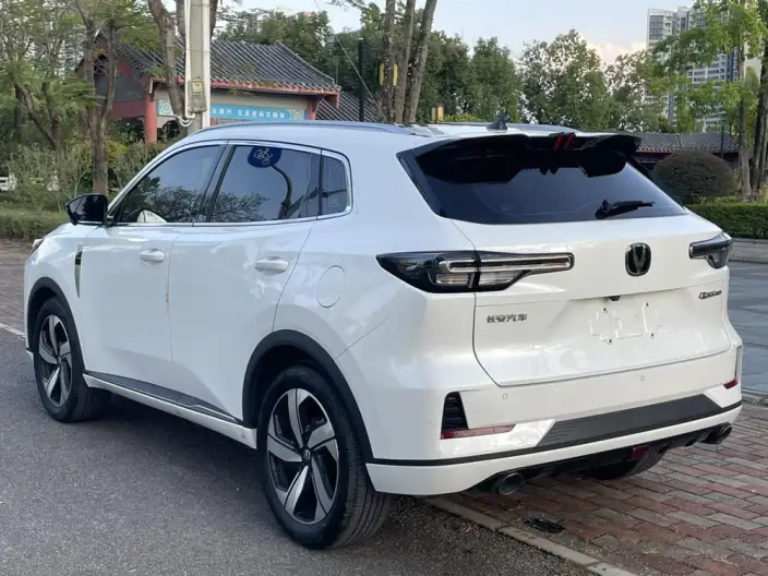 Changan CS55 PLUS 2024 Model Third generation 1.5T DCT Noble Model – фото 4