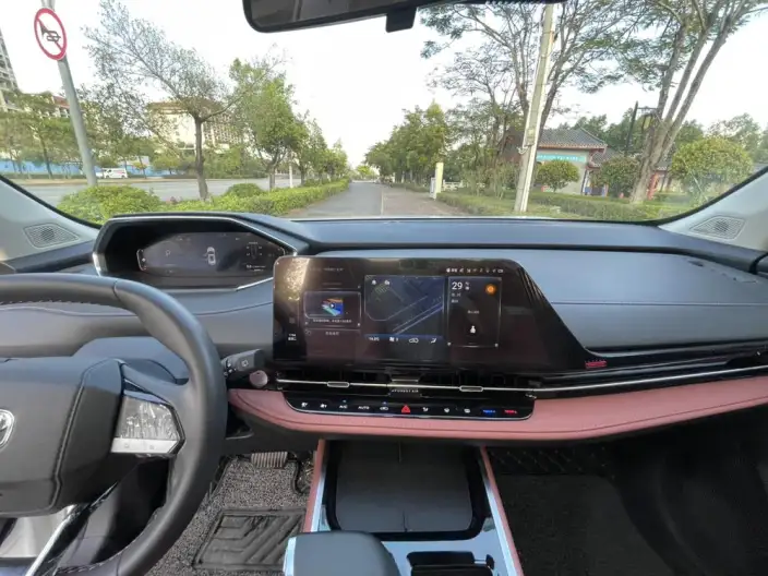 Changan CS55 PLUS 2024 Model Third generation 1.5T DCT Noble Model – фото 7