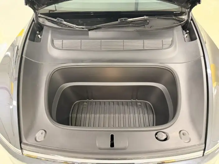 Model Y 2025 Model Rear-wheel drive version – фото 10