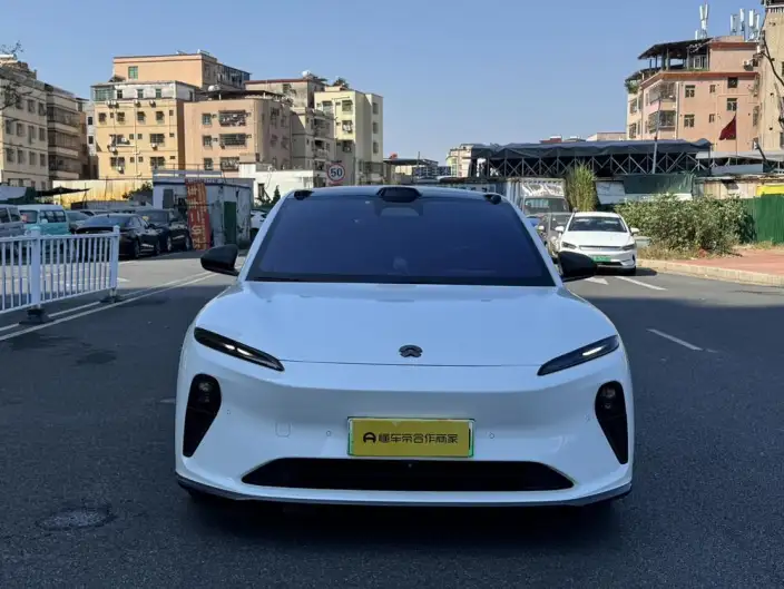 NIO ET5 2022 Model 75kWh – фото 2