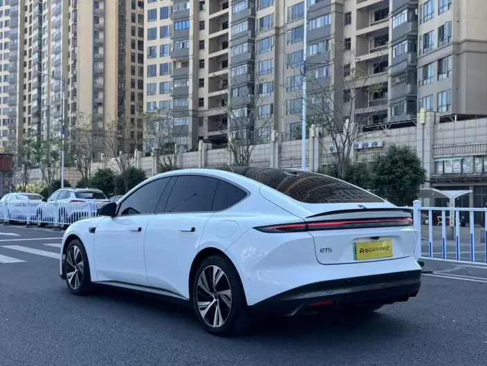 NIO ET5 2022 Model 75kWh – фото 4