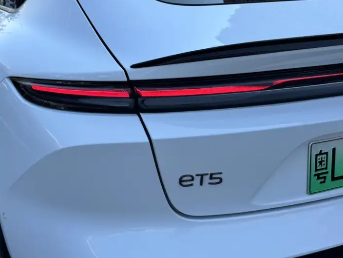 NIO ET5 2022 Model 75kWh – фото 8