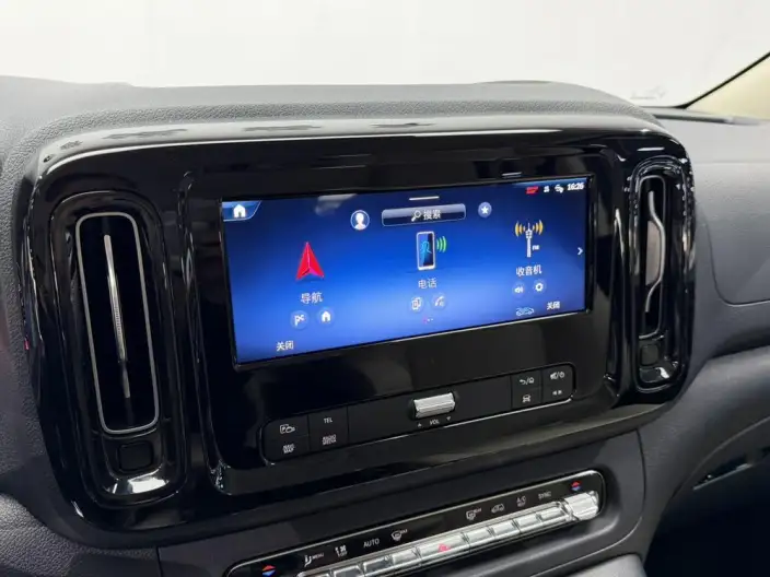 Viano 2024 Model 2.0T Business Edition 7 seat – фото 9