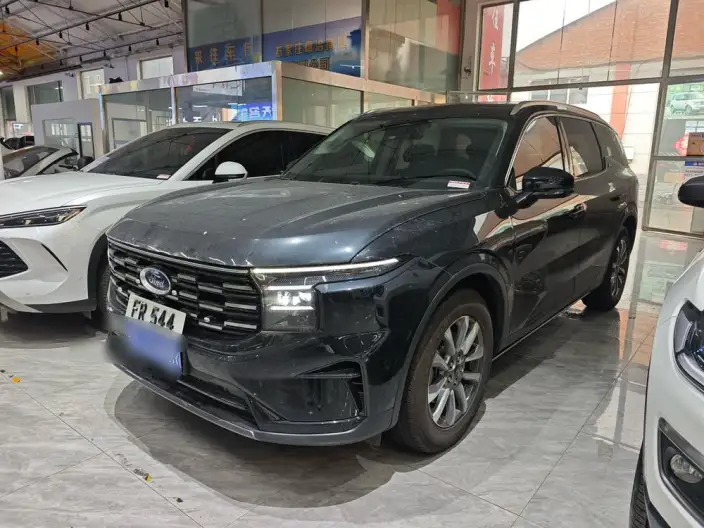 Ford Edge 2025 Model Ford Edge L 2.0T EcoBoost 2WD VII seat Luxury Model