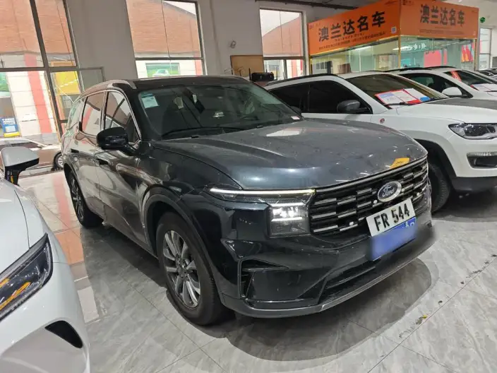 Ford Edge 2025 Model Ford Edge L 2.0T EcoBoost 2WD VII seat Luxury Model