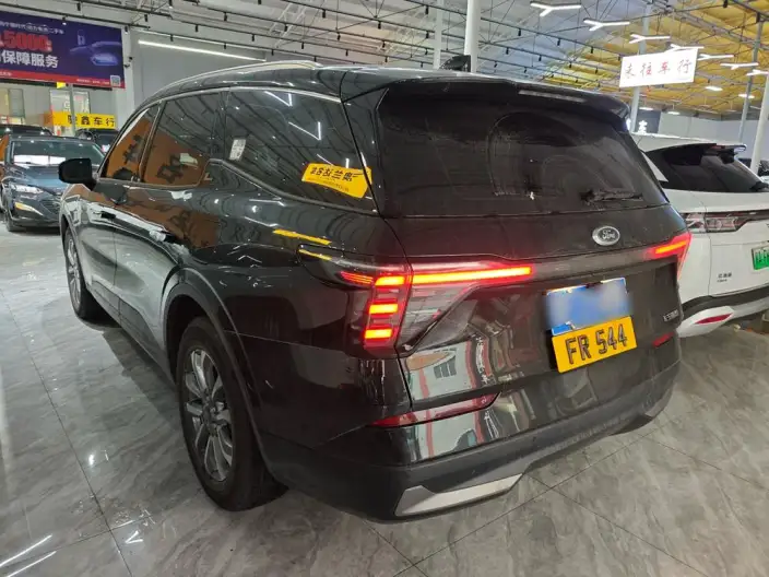 Ford Edge 2025 Model Ford Edge L 2.0T EcoBoost 2WD VII seat Luxury Model